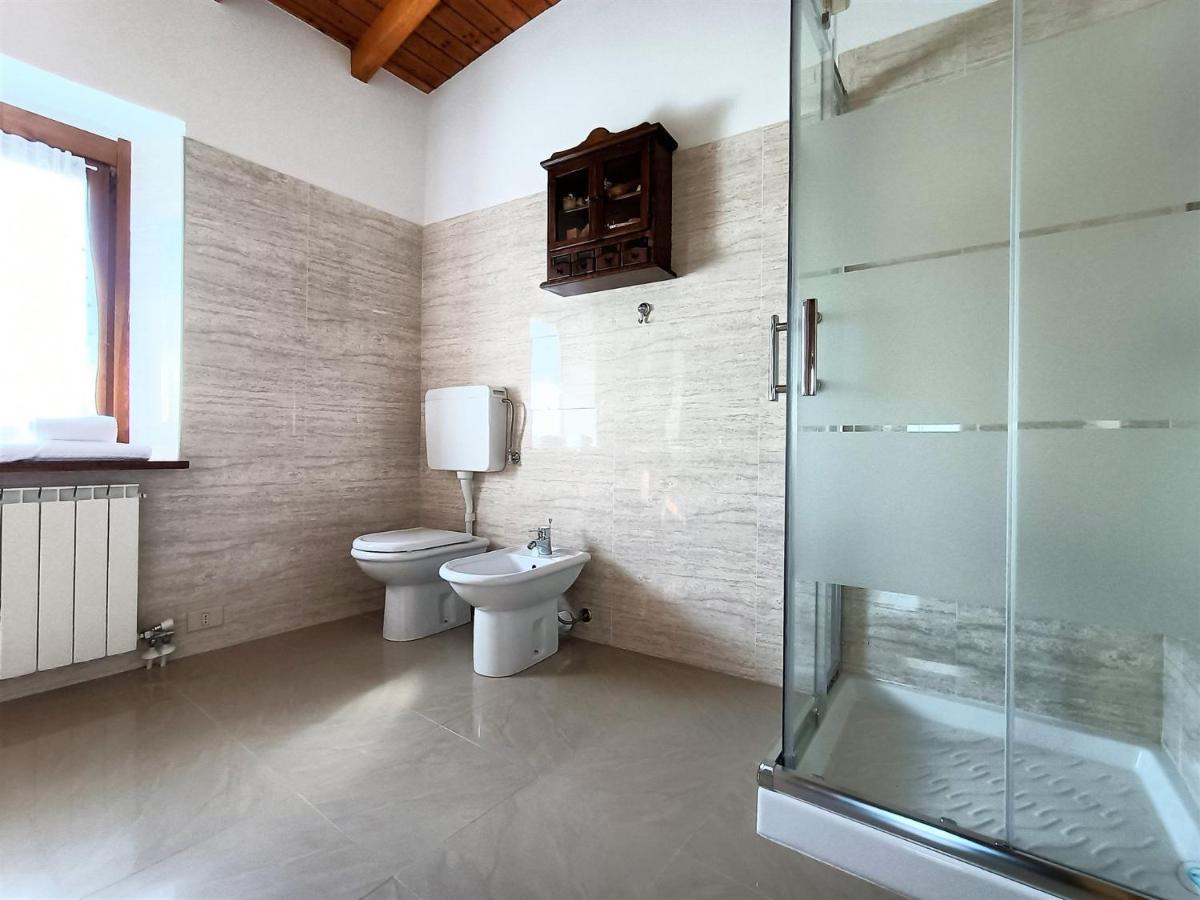 Sovere Iseolakerental - Chalet Giulia מראה חיצוני תמונה