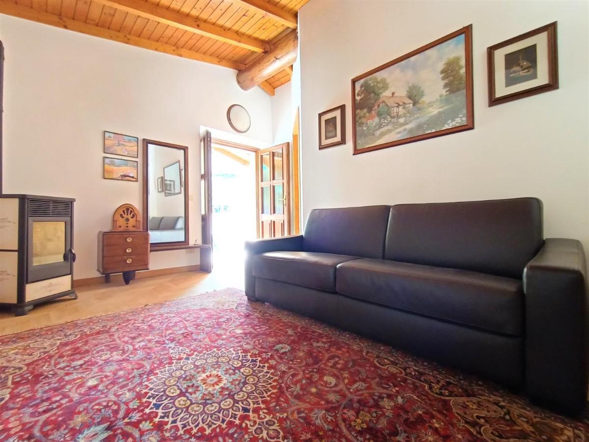 Sovere Iseolakerental - Chalet Giulia מראה חיצוני תמונה